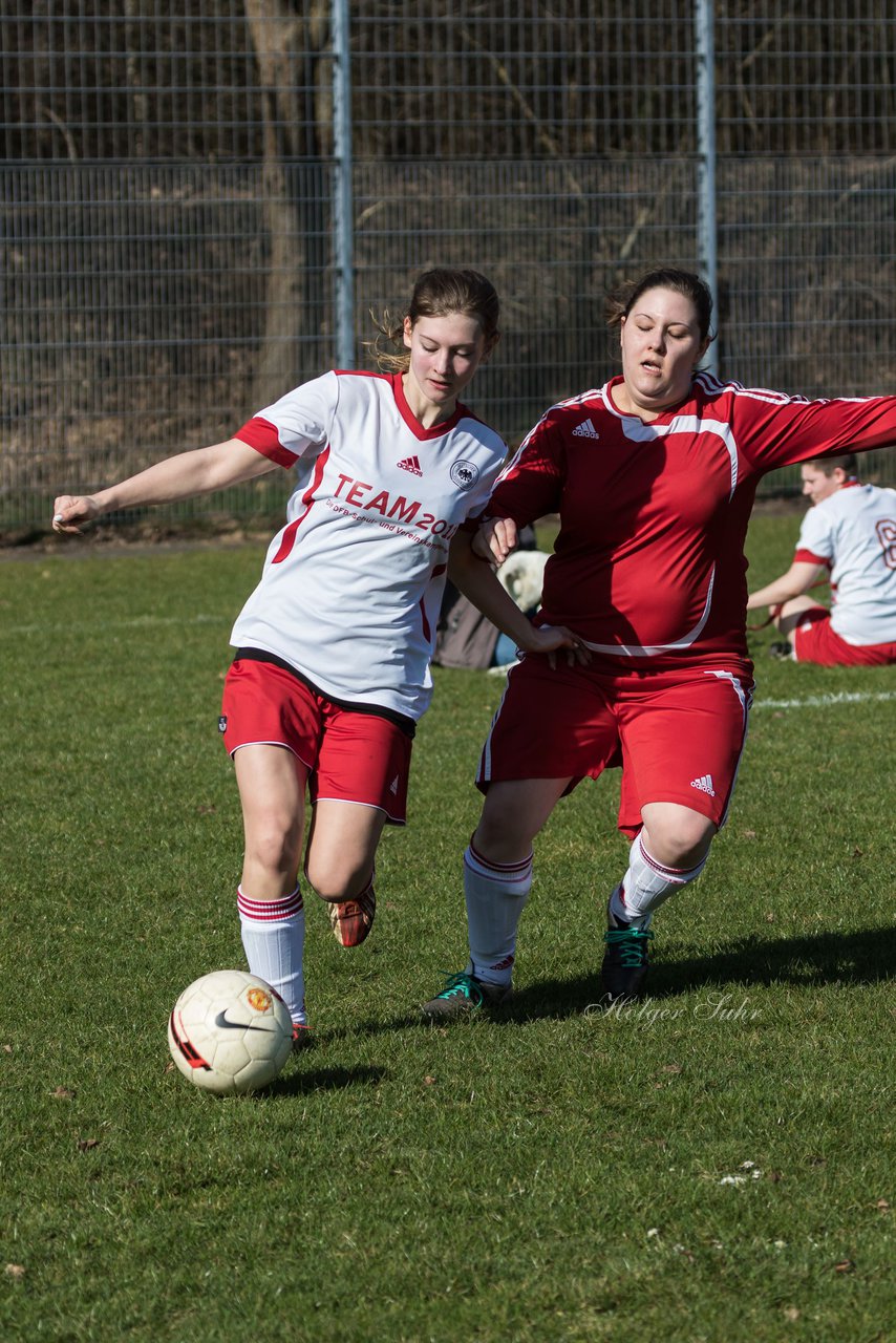 Bild 299 - Frauen SV Boostedt - Tralauer SV : Ergebnis: 12:0